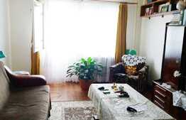 4 camere, 78 mp, decomandat, boxa subsol, etaj intermediar, zona Kaufland