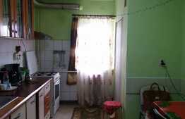 4 camere, 78 mp, decomandat, boxa subsol, etaj intermediar, zona Kaufland