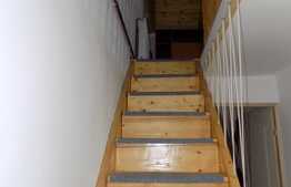 Garsoniera, 38 mp, decomandata, scara interioara, zona strazii Corneliu Coposu