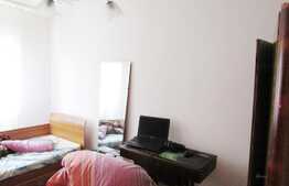 De vanzare apartament 3 camere, 51 mp, etaj intermediar, zona Colina