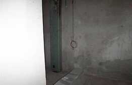 Vanzare apartament cu 3 camere, 78 mp! Zona Vivo!