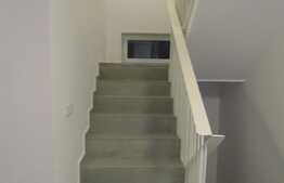 Casa individuala 215 mp, teren 500 mp, zona linistita de case!