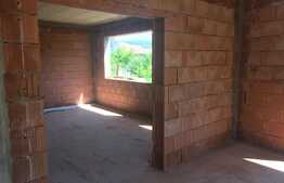 Duplex, 114 mp, 170 mp teren, front stradal 20 ml, zona Corneliu Coposu