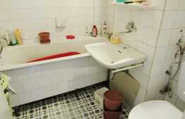 Apartament 4 camere, 83 mp, decomandat, etaj intermediar, zona Billa