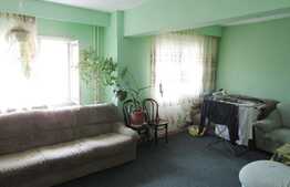 Apartament 4 camere, 83 mp, decomandat, etaj intermediar, zona Billa