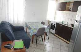 Garsoniera de inchiriat, 36 mp, decomandata, zona Calea Floresti