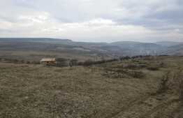 Teren extravilan, 13000 mp, front 40 ml, parcelabil