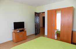 Apartament 3 camere, 80 mp, imobil nou, parcare, zona Complex Diana