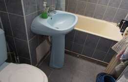 Apartament de vanzare, 2 camere, 40 mp, decomandat, zona Sirena