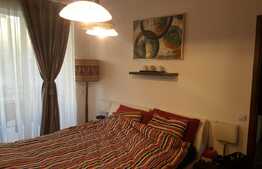 De vanzare 2 camere, 50.3 mp! Complet mobilat si utilat! Zona strazii Porii!