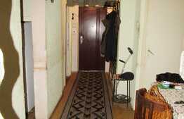 Apartament 3 camere, 73,8 mp, decomandat, garaj, boxa subsol, zona Petrom