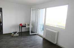 De vanzare apartament 3 camere, 65 mp, boxa la subsol, zona Complex Diana