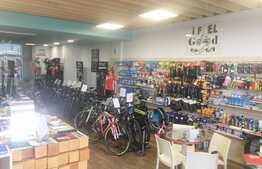 Spatiu comercial, 103 mp, vad bun, zona strazii Plopilor