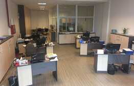 Spatiu comercial, 100 mp, zona Salii Polivalente