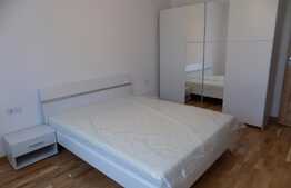 2 camere decomandate, 55 mp, totul nou, parcare, zona Grand Hotel Italia