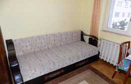 Garsoniera de inchiriat, 28 mp, decomandata, zona Profi