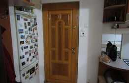 De vanzare apartament 3 camere, 47 mp, garaj, zona strazii Clabucet