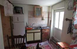 De vanzare garsoniera, 27,78 mp, decomandata, zona Garii