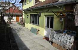 De vanzare garsoniera, 27,78 mp, decomandata, zona Garii