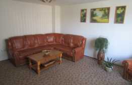 Casa individuala 280 mp, 500 mp teren, front 14 ml, zona linistita!