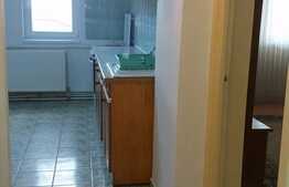 Apartament 2 camere, 48 mp, decomandat, boxa la subsol, zona Kaufland