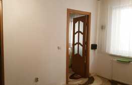 De vanzare garsoniera, 26 mp, parcare, boxa la subsol, zona strazii Horea