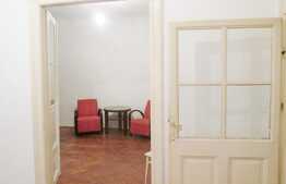 Apartament 2 camere, 76 mp, terasa 55 mp, boxa subsol, zona Piata Mihai Viteazu