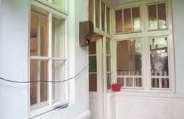 Apartament 2 camere, 76 mp, terasa 55 mp, boxa subsol, zona Piata Mihai Viteazu