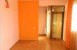 Casa cu pozitie unica, 576 mp utili, piscina interioara! Expozitie sudica!