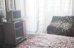 De vanzare garsoniera 41,5 mp, decomandata, boxa la subsol, zona Kaufland