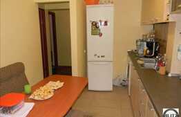 Apartament de vanzare cu 3 camere, decomandat, 64 mp, zona strazii Mehedinti