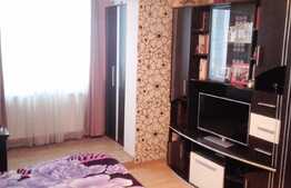 Apartament 3 camere, 67 mp, decomandat, zona strazii Aurel Vlaicu
