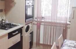 Apartament 3 camere, 67 mp, decomandat, zona strazii Aurel Vlaicu