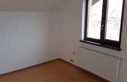 Casa duplex, 540 mp, 10 locuri parcare, zona Clujana