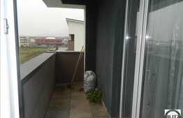 De vanzare cu 3 camere, 74 mp utili , situat in zona Profi