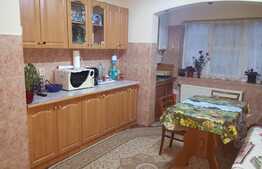 Vanzare 2 camere, decomandat, 50 mp, pozitionare E-V, zona Iulius Mall!