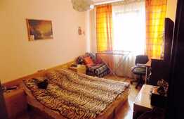 De vanzare apartament 3 camere, 65 mp, decomandat, zona Piata Flora