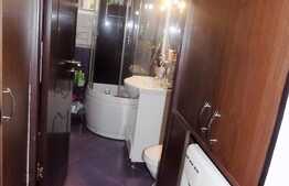 De vanzare apartament 3 camere, 65 mp, decomandat, zona Piata Flora