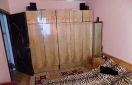 De vanzare apartament 3 camere, 65 mp, decomandat, zona Piata Flora