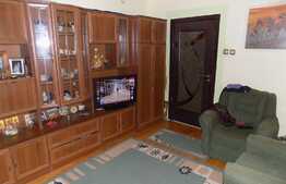 De vanzare apartament 3 camere, 65 mp, decomandat, zona Piata Flora