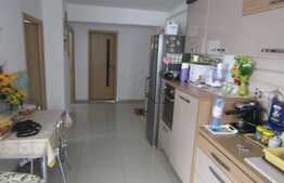 De vanzare apartament 3 camere, 57.60 mp! Mobilat si utilat! Zona strazii Florilor!