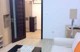 2 camere, 50 mp, mobilat modern, prima inchiriere, zona strazii Unirii