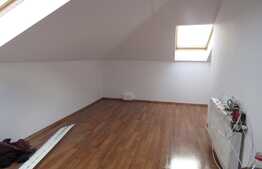 Vanzare mansarda cu 2 camere, 56 mp! Zona strazii Florilor!