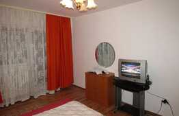 Apartament 3 camere, 65 mp, decomandat, zona strazii Aurel Vlaicu