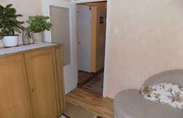 De vanzare apartament 3 camere, 67 mp, decomandat, parcare, 2 boxe, zona Profi