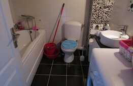 Apartament 4 camere, 114 mp, decomandat, garaj, parcare, zona strazii Campului