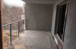 De vanzare apartament 2 camere, 60 mp, decomandat, zona Iulius Mall