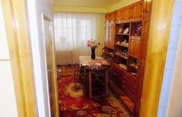 Apartament 2 camere, 52 mp, decomandat, garaj, parcare, boxa, zona Minerva