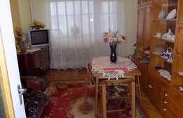 Apartament 2 camere, 52 mp, decomandat, garaj, parcare, boxa, zona Minerva