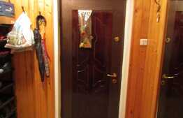 Apartament 4 camere, 90 mp, decomandat, etaj intermediar, zona Billa